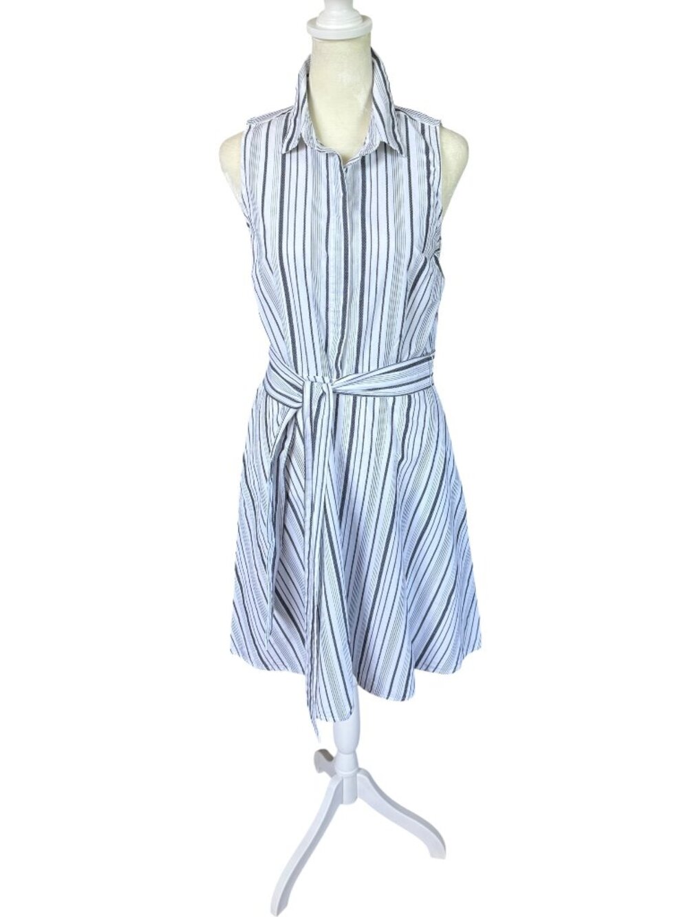 Ann Taylor gray and white striped sleeveless collared fit-and-flare dress 4P